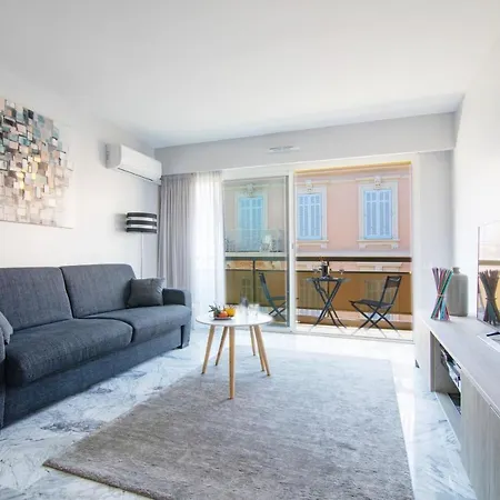 Near Croisette- 4 Star -seaview Apartman